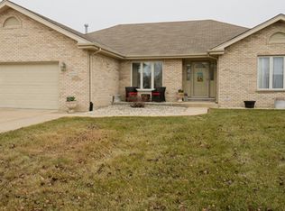 19533 Waterford Ln, Mokena, IL 60448