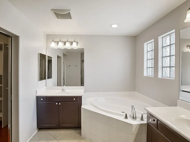 3640 Breman St — Photo 22