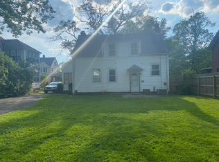 2465 S Taylor Rd, Cleveland Heights, OH 44118