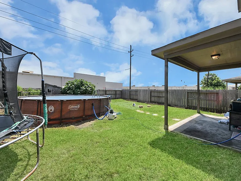 15802 Sunny Stone Dr — Photo 35