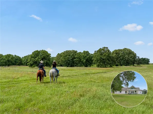 13187 Wildflower Ln, Iola, TX 77861