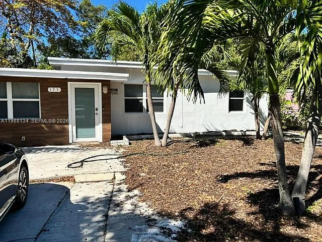 175 NW 121st St — Photo 3