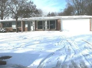 1475 Thoroughbred Ln #L, Florissant, MO 63033