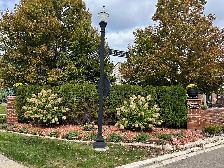 41341 Southwind Dr — Photo 2