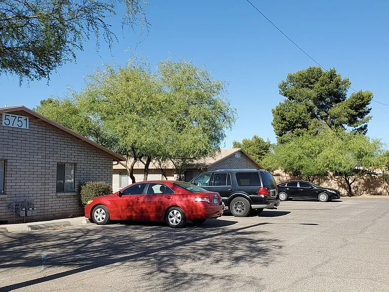 Pima5739-55 — Photo 2