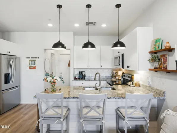 2282 E HIDALGO Avenue, Phoenix, AZ 85040