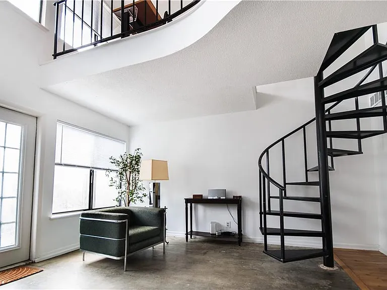 19 Finch Trl NE — Photo 3