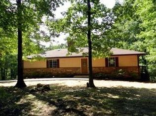 25 Aker Ln, Roanoke, VA 24019