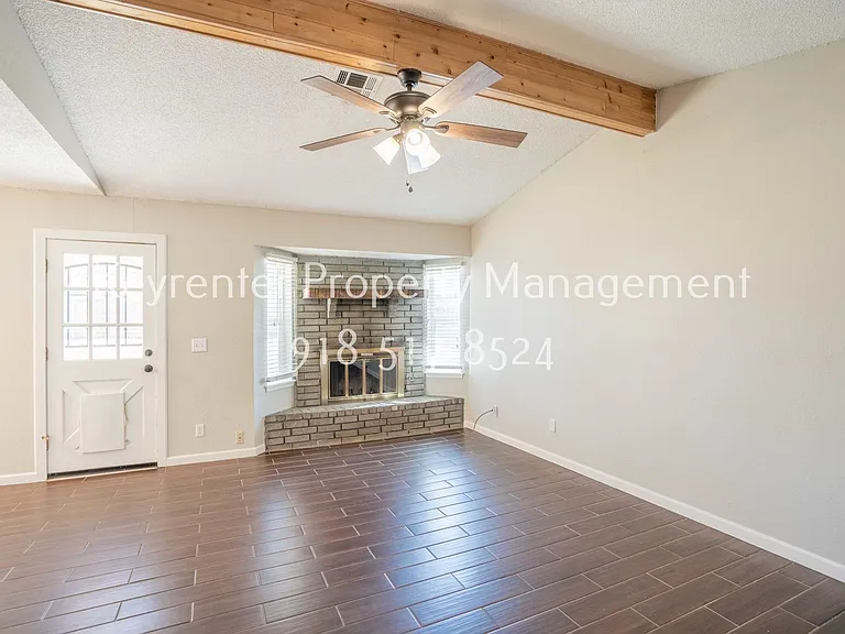 4601 S Cedar Ave — Photo 3