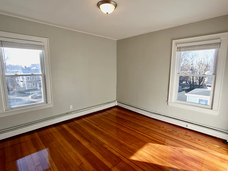 299 Lexington Street — Photo 11