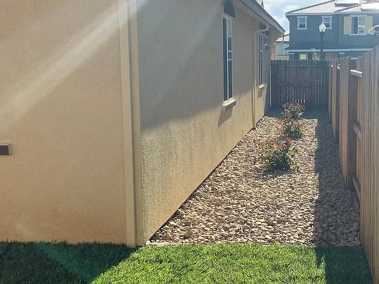1152 Ramos Dr — Photo 13