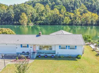 510 Riverside Dr, Clinton, TN 37716