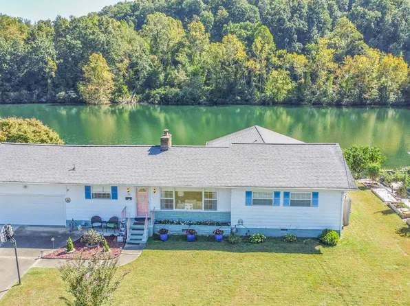 510 Riverside Dr, Clinton, TN 37716