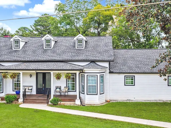 211 Cobb St, Palmetto, GA 30268