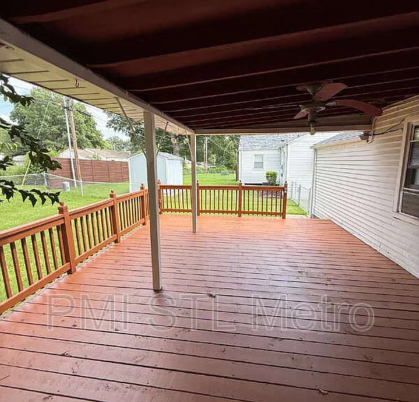 1131 Darr Dr — Photo 13