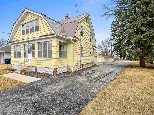 814 Main St, Wrightstown, WI 54180