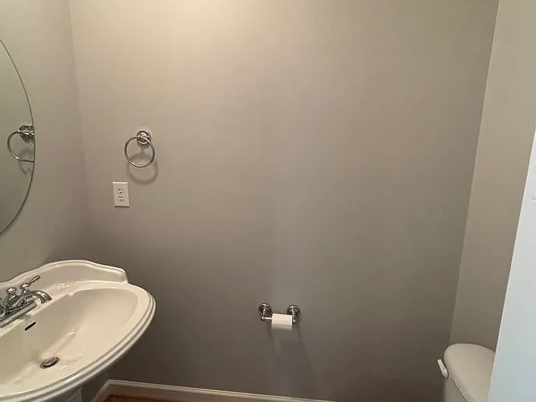 402 Beaumont Cir — Photo 7