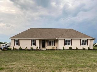 7220 Rader Rd NE, Pleasantville, OH 43148