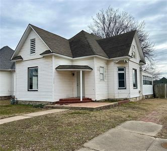 2530 Crawford Ave, Parsons, KS, 67357