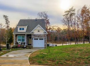 30126 Turtle Point Ct, Lancaster, SC 29720
