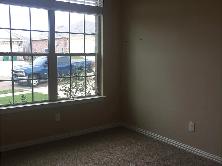 215 Fred Ln — Photo 5