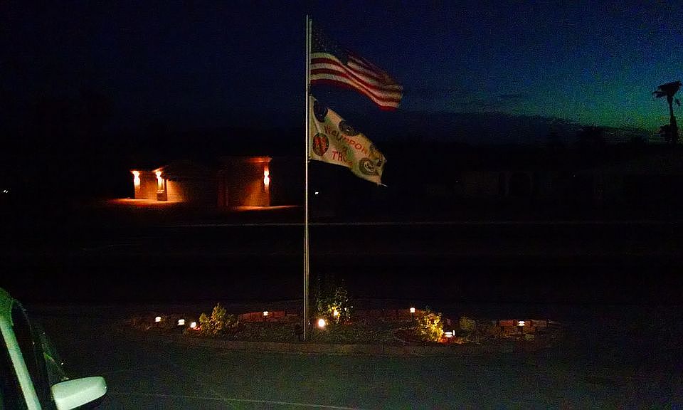 1st image of 690 Acoma Blvd S