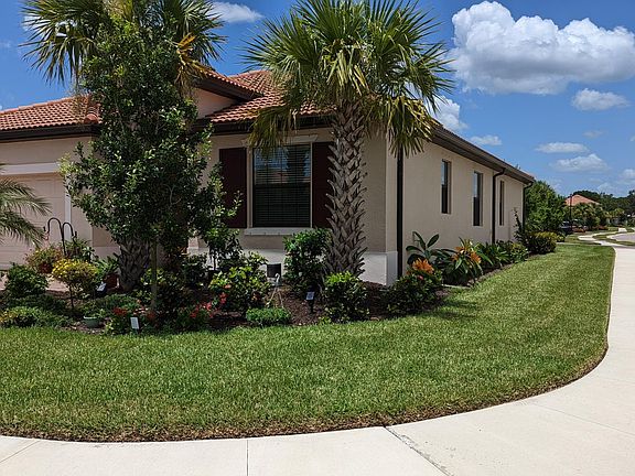 4th image of 9904 Hilltop Dr