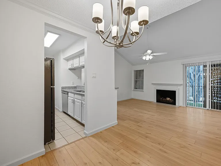 5300 Keller Springs Rd #2069 — Photo 7