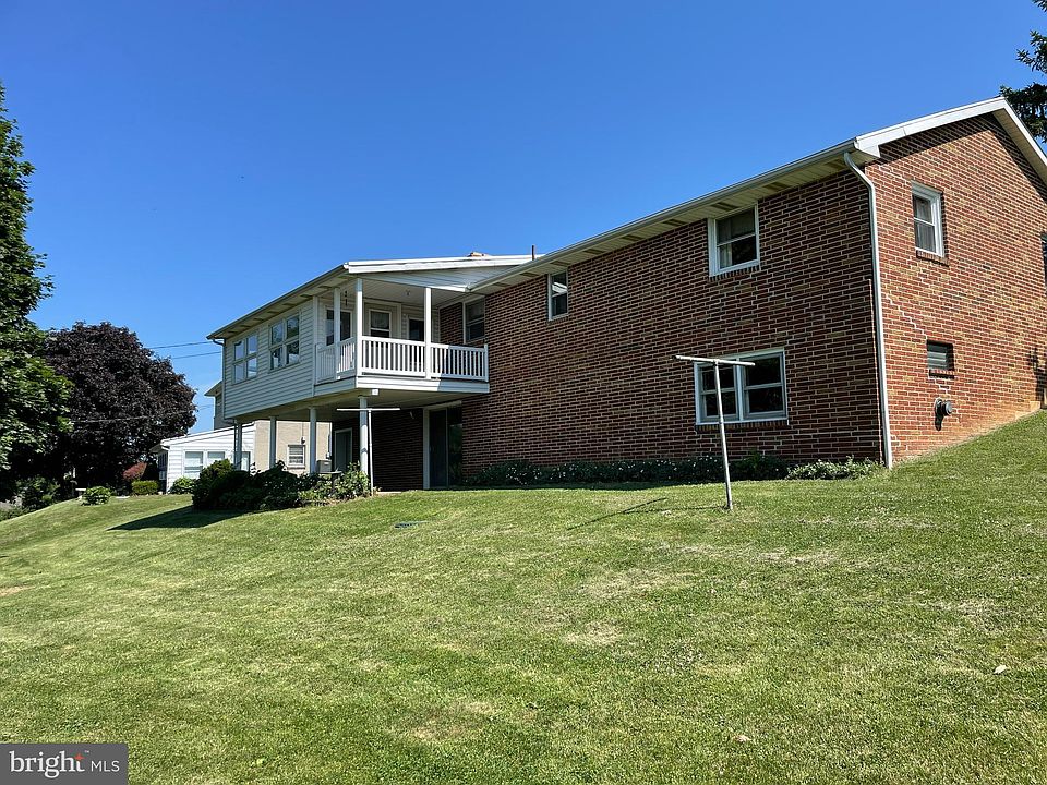 7 Berlin Ct, York, PA 17408 Zillow