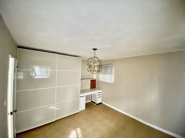 (undisclosed Address), Howard Beach, NY 11414