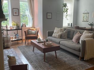 219 12th St NE APT 2, Washington, DC 20002