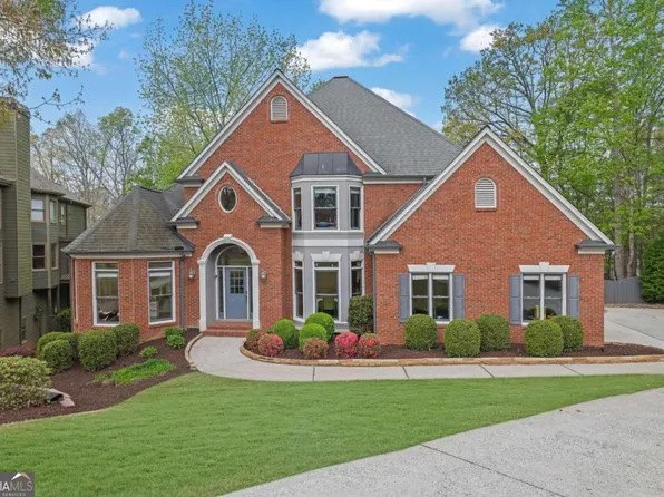 1025 Saint Marks Walk, Suwanee, GA 30024