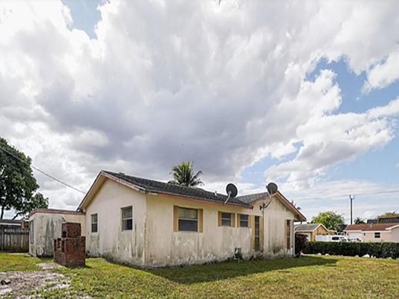 3rd image of 22164 SW 65th Terr