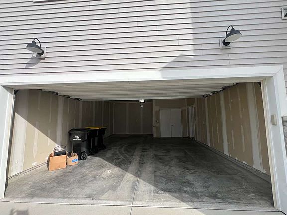 Additional storage space in garage. Can also fit a long truck.