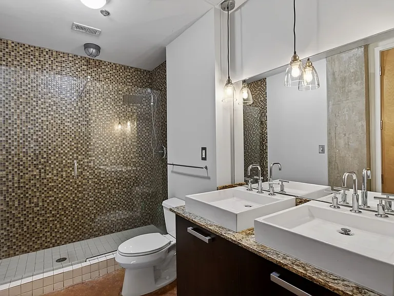 600 12th Ave S #525 — Photo 13