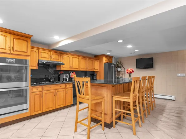 4 Point Crescent image 17 of 25