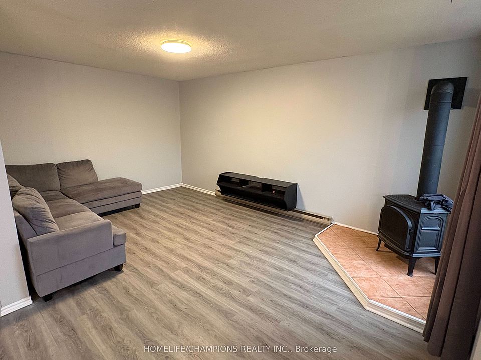 1st image of 60 Elmsdale Dr #33