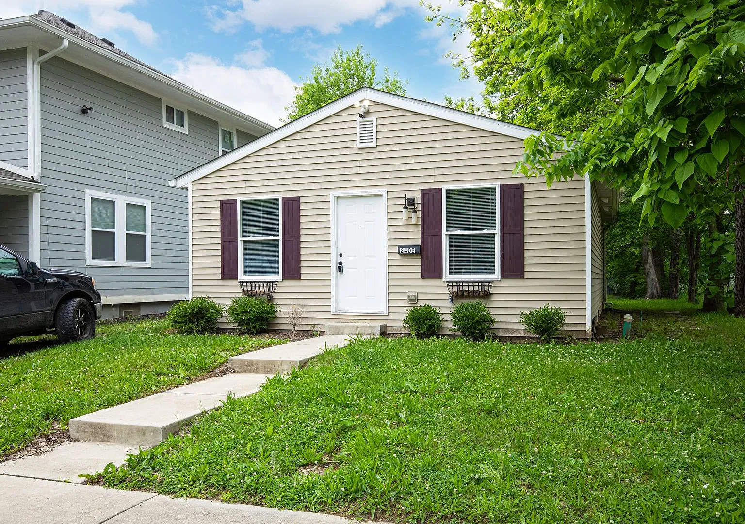 2402 Adams Street — Photo 1