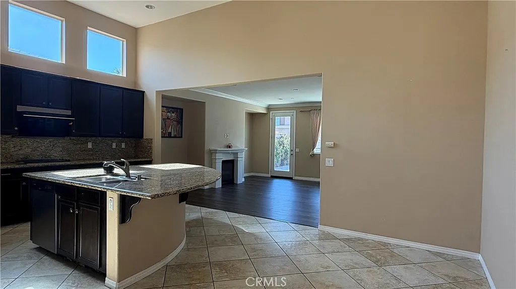 4 bed, 3.5 bath, 3253 sqft, $4,200 — Photo 4