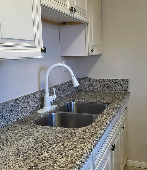 8605 Cypress Ave #4 — Photo 1