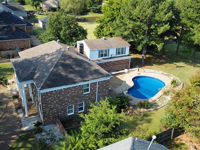 2499 Countrywood Pkwy — Photo 10