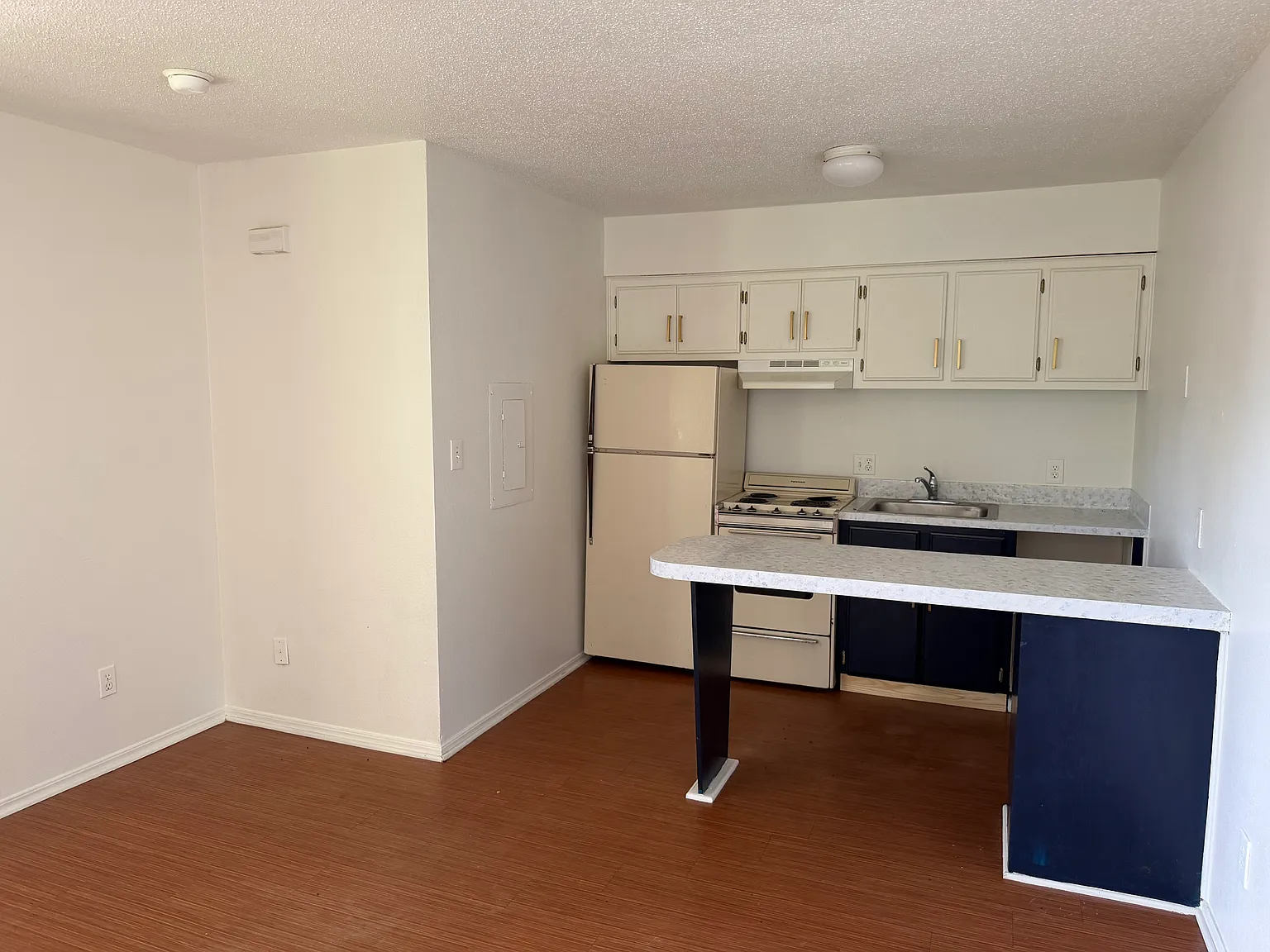 1 bed, $600 — Photo 3
