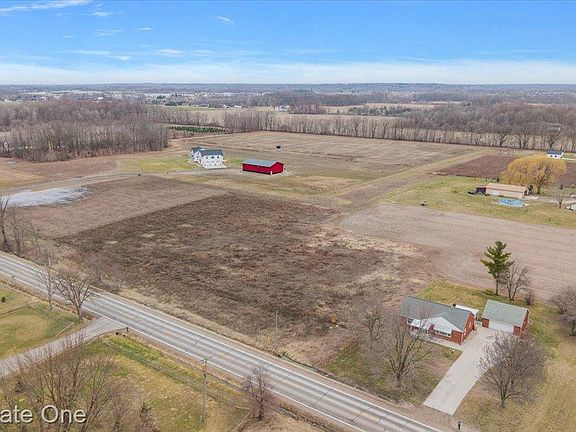 5th image of 72857 Romeo Plank Rd