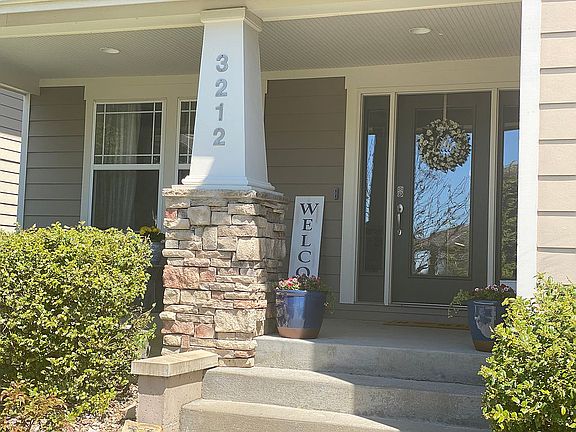 3rd image of 3212 SW Rockbridge Dr