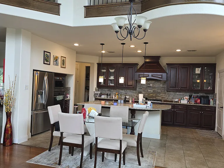 10411 Railswood Dr — Photo 10