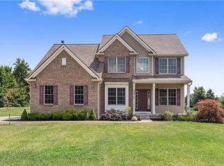 33711 Parkside Dr, Columbia Station, OH 44028