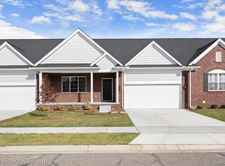 1440 Lincoln St, Lapeer, MI 48446
