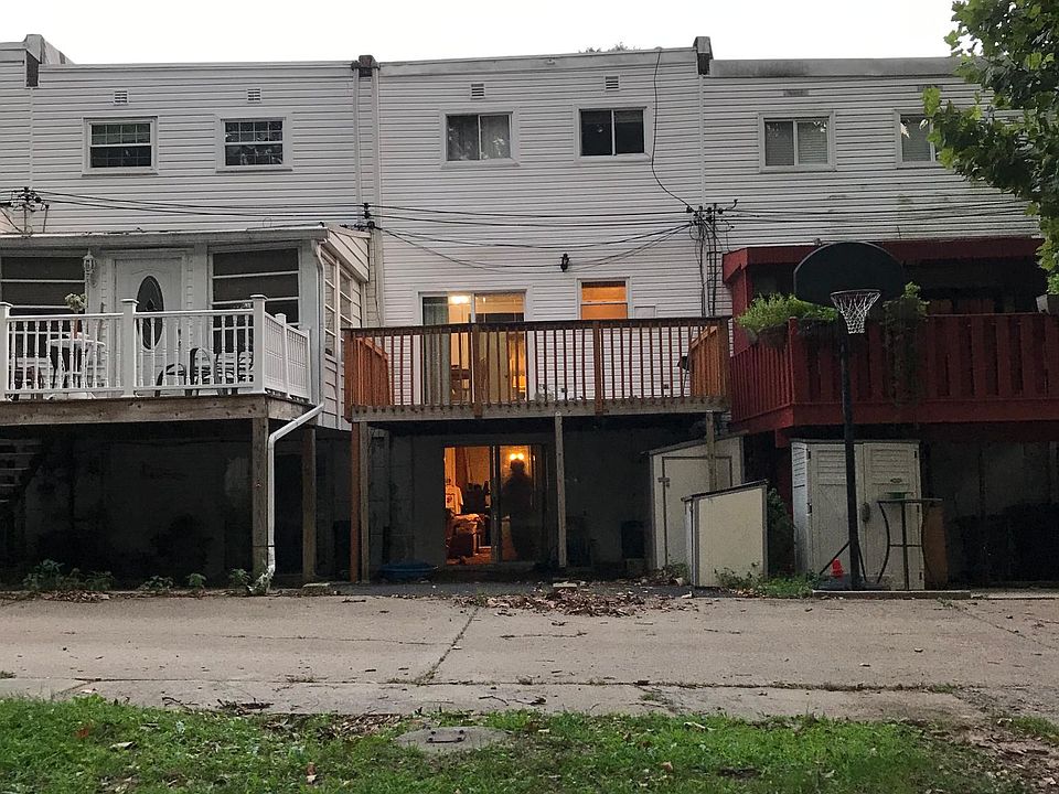 2nd image of 3548 Churchill Ln