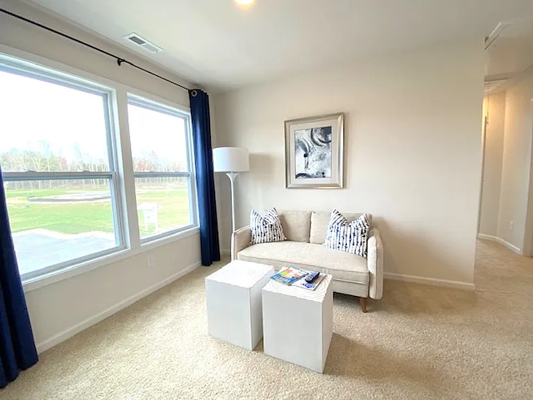 124 Creekview Rd — Photo 7