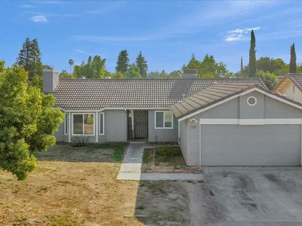 2369 S Pierce Ave, Fresno, CA 93725
